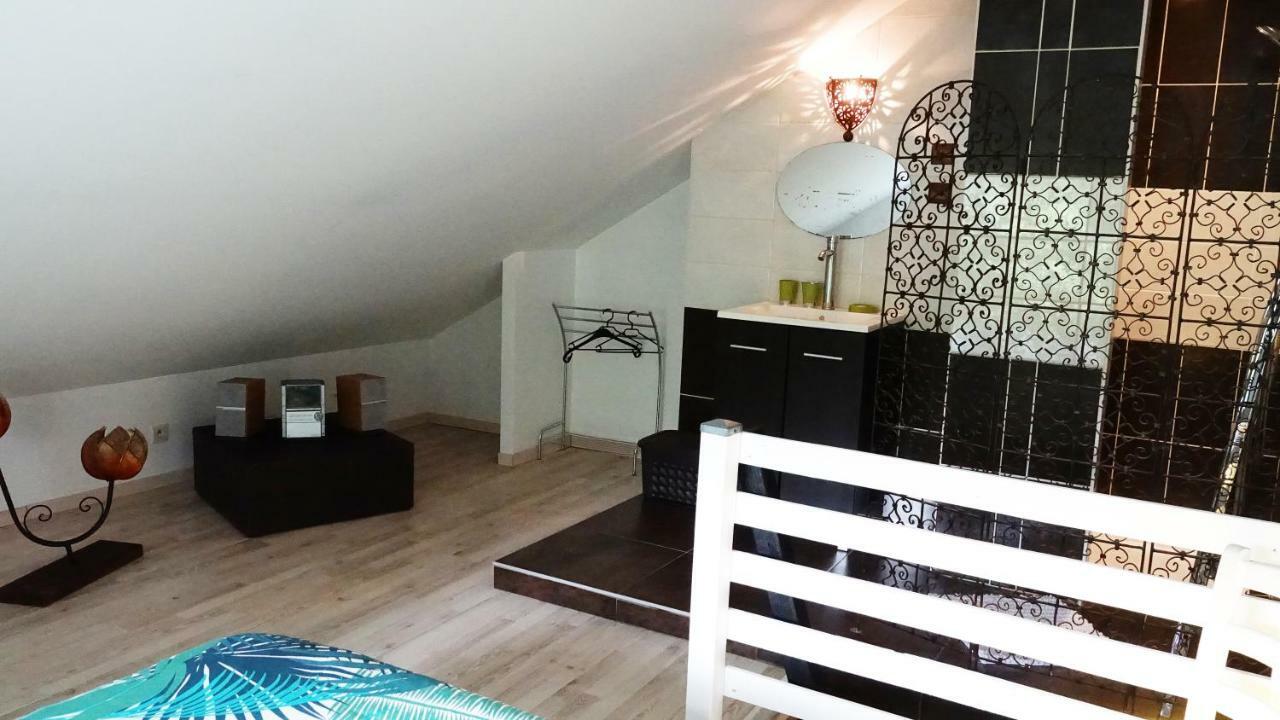 Le Vieux Pressoir Διαμέρισμα Saint-Germain-lès-Arlay Εξωτερικό φωτογραφία